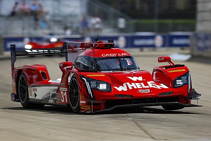 Nasr segura Taylor no final e vence em Detroit