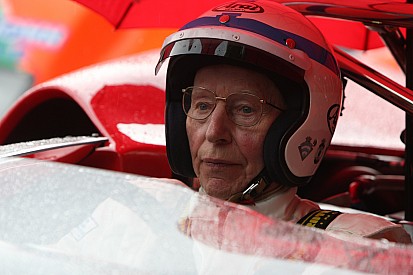 John Surtees meninggal dunia