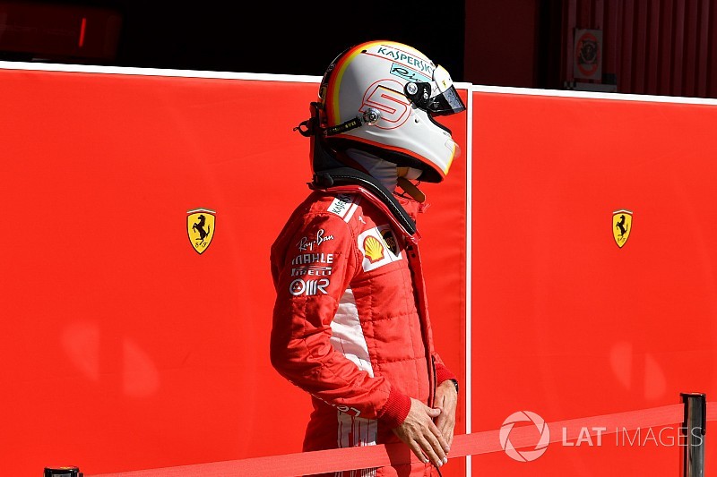 Gumikesztyű és nyugdíj: Räikkönen Vettelt kérdezte