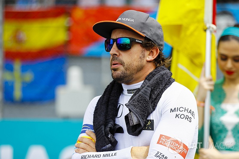 Renault, 2018'de Alonso ile işbirliği yapmak istiyor