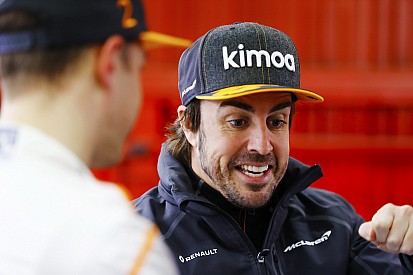 Boullier: Fernando Alonso durch Renault "ein anderer"