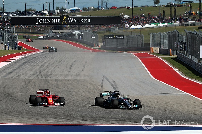 Hamilton kreidet Vettel Fehler an: Ich wäre vorne geblieben