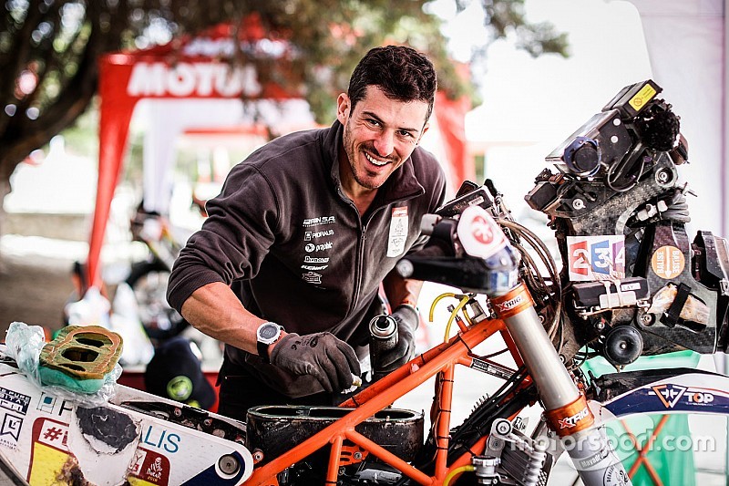 Original by Motul: Olivier Pain è saldamente al comando