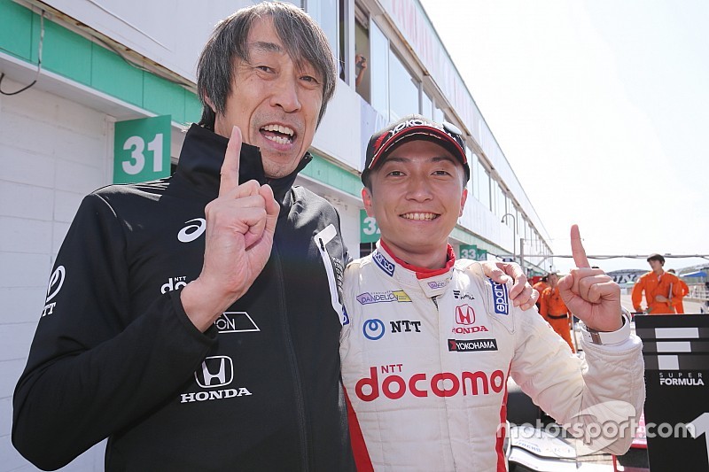 Super Formula Sugo: Pecahkan rekor, Nojiri raih pole