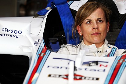 Цей день в історії: тріумф Ферстаппена та Minardi, перша жінка у Ф1 за довгий час