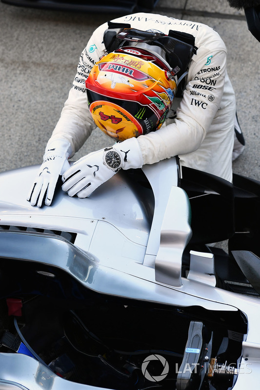 Race winner Lewis Hamilton, Mercedes-Benz F1 W08 celebrates in parc ferme