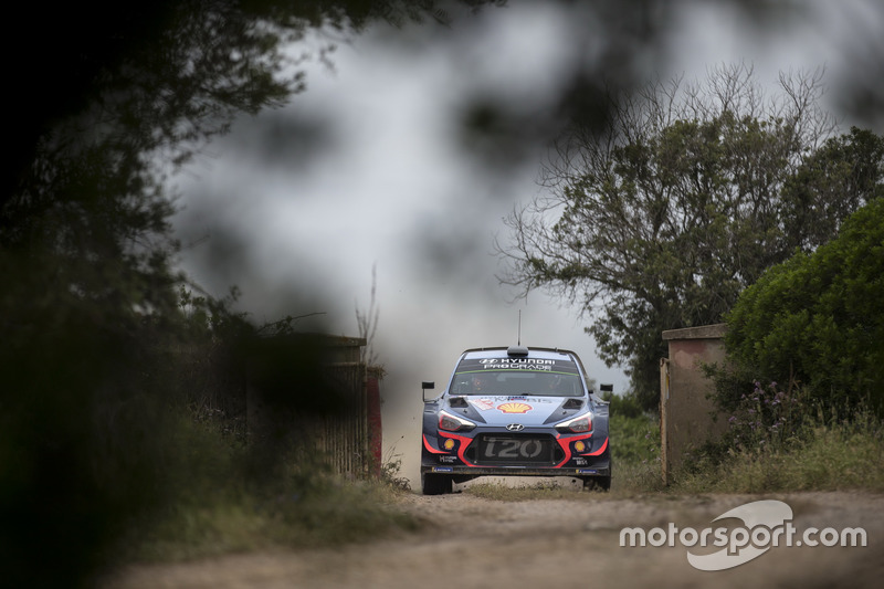 Thierry Neuville, Nicolas Gilsoul, Hyundai Motorsport Hyundai i20 Coupe WRC