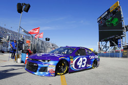 Darrell Wallace Jr., Richard Petty Motorsports, Click n' Close Ford Fusion