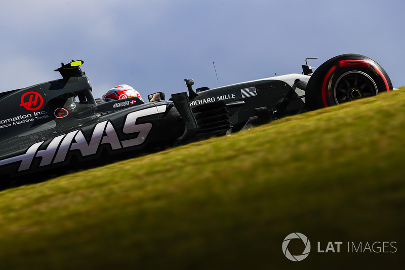 14. Кевін Магнуссен, Haas F1 Team VF-17 - 15
