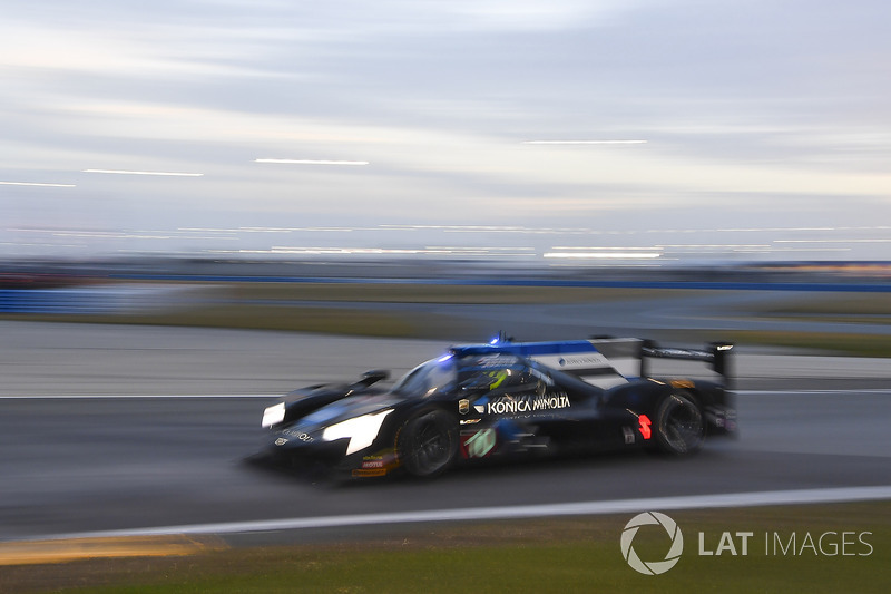 #10 Wayne Taylor Racing Cadillac DPi, P: Renger van der Zande, Jordan Taylor, Ryan Hunter-Reay