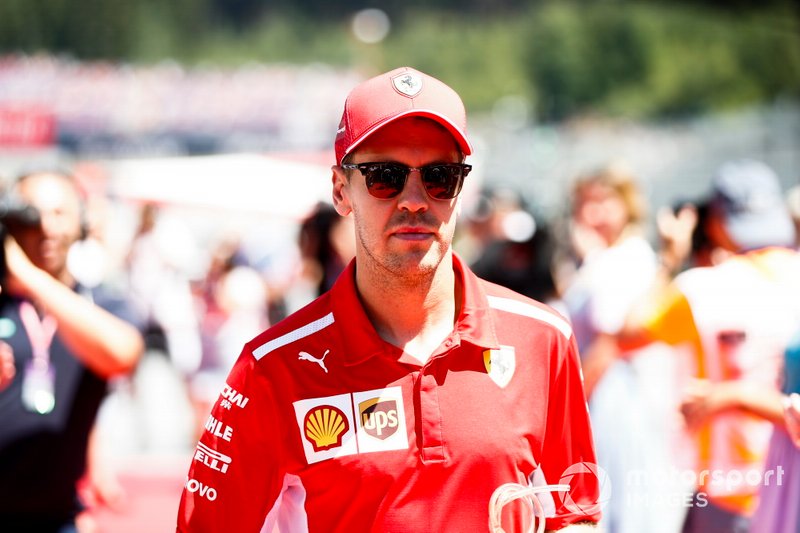 Sebastian Vettel, Ferrari, alla parata dei piloti