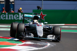 Льюіс Хемілтон, Mercedes AMG F1 W07 Hybrid