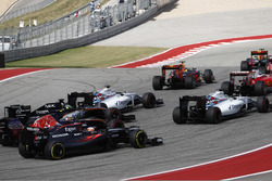 Felipe Massa, Williams FW38 voor Valtteri Bottas, Williams FW38; Nico Hulkenberg, Force India VJM09;