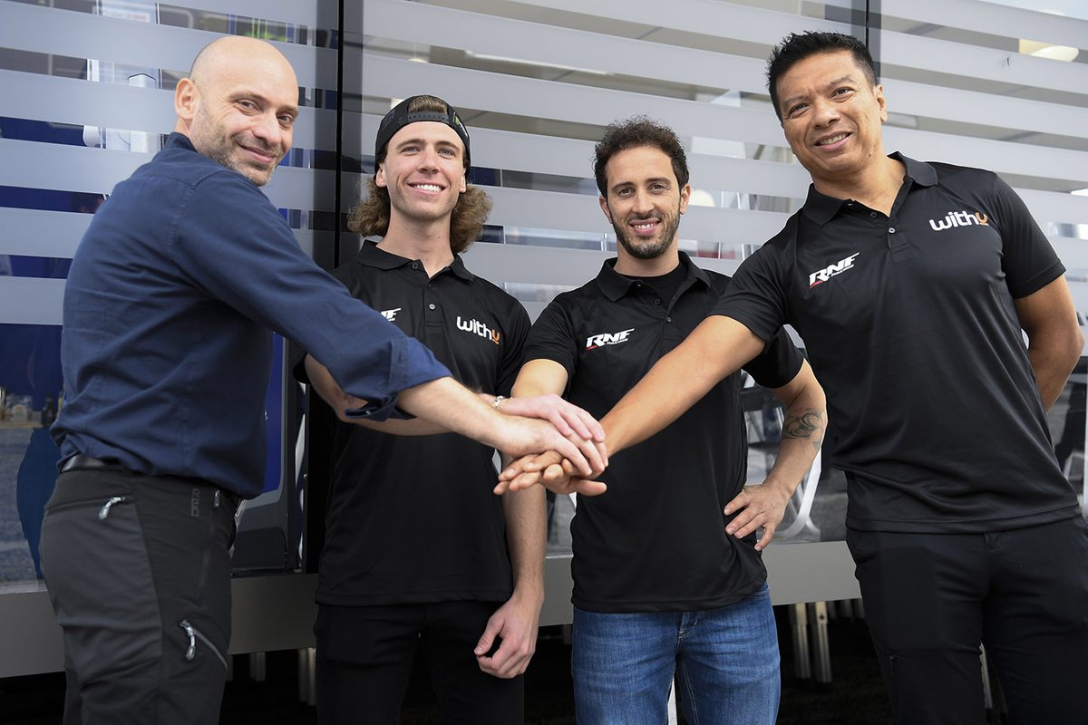 Darryn Binder, Andrea Dovizioso, RNF Racing, Razlan Razali, fondatore e team principal, RNF Racing, Matteo Ballarin, presidente del Europe Energy Group
