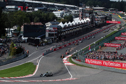 Nico Rosberg, Mercedes AMG F1 W07 Hybrid bij de start van de race