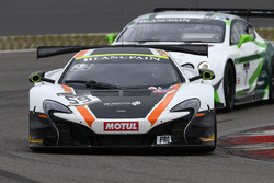 #59 Garage 59 McLaren 650S GT3: Martin Plowman, Côme Ledogar