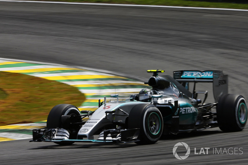 2015: Nico Rosberg, Mercedes F1 W06 Hybrid