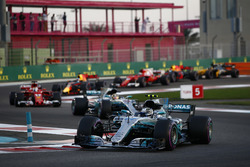 Valtteri Bottas, Mercedes AMG F1 W08, Lewis Hamilton, Mercedes AMG F1 W08, Sebastian Vettel, Ferrari