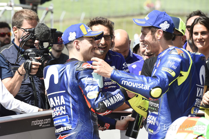 Валентино Россі, Маверік Віньялес, Yamaha Factory Racing