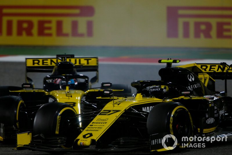 Ніко Хюлькенберг, Renault R.S. 19, та Даніель Ріккардо, Renault R.S.19