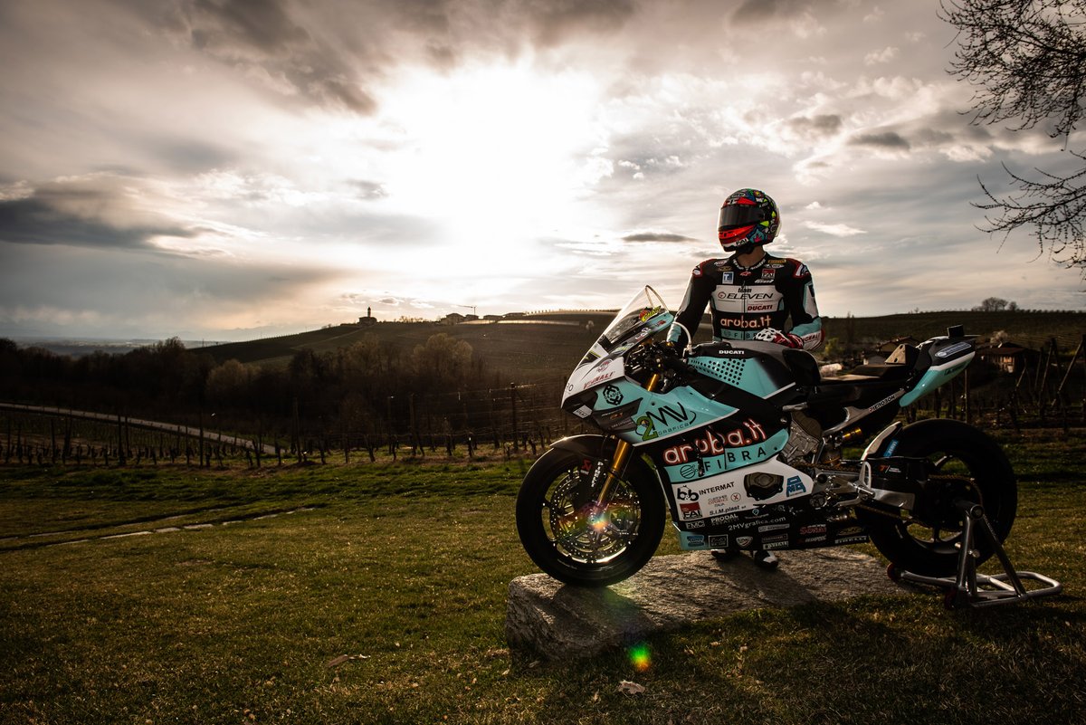 Chaz Davies, Team Go Eleven Ducati