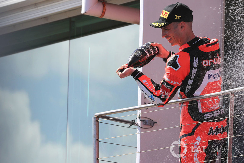Podium: pemenang balapan Marco Melandri, Aruba.it Racing-Ducati SBK Team