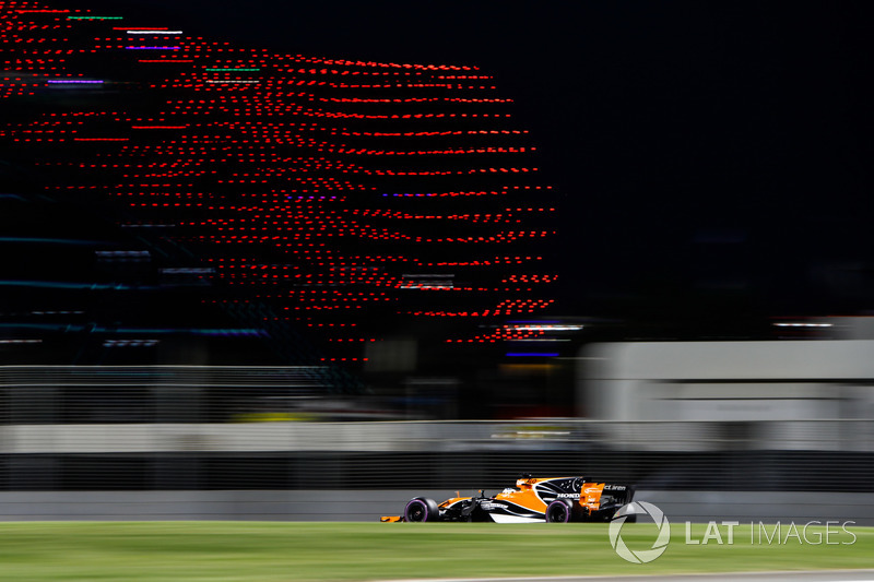 9. Fernando Alonso, McLaren MCL32