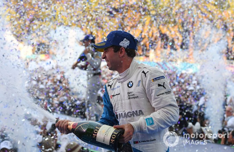 Le deuxième, Antonio Felix da Costa, BMW I Andretti Motorsports, sur le podium