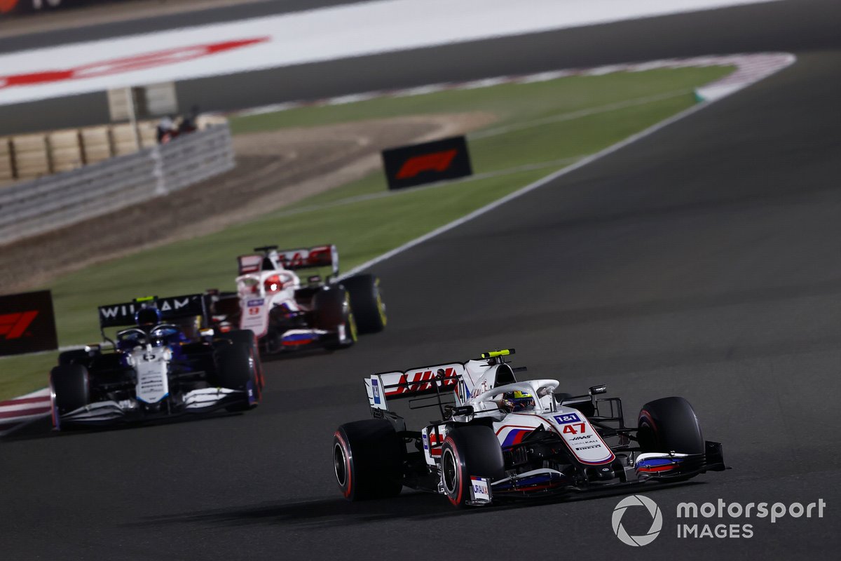 Мик Шумахер, Haas VF-21, Николя Латифи, Williams FW43B, Никита Мазепин, Haas VF-21