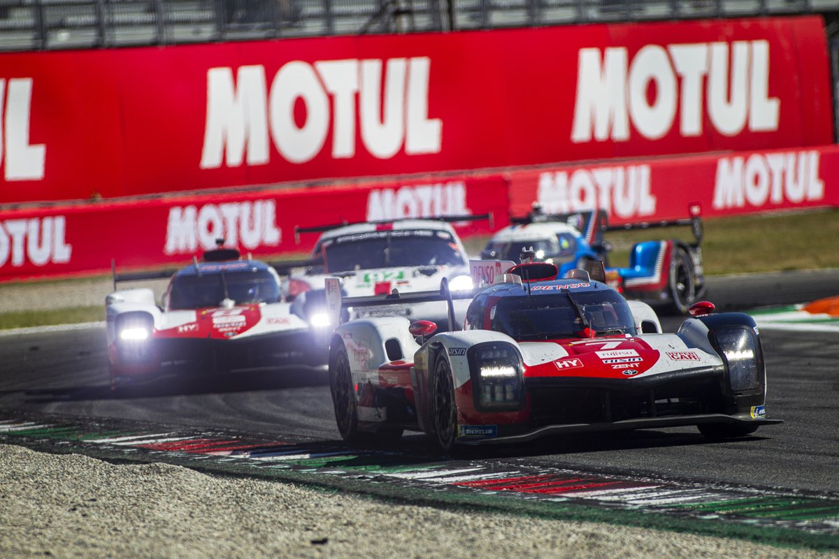 Could the #7 Toyota be ordered to finish behind its sister crew?