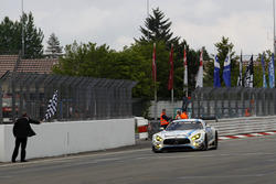 #4 AMG-Team Black Falcon, Mercedes-AMG GT3: Bernd Schneider, Maro Engel, Adam Christodoulou, Manuel