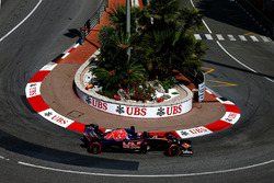 Daniil Kvyat, Scuderia Toro Rosso STR11
