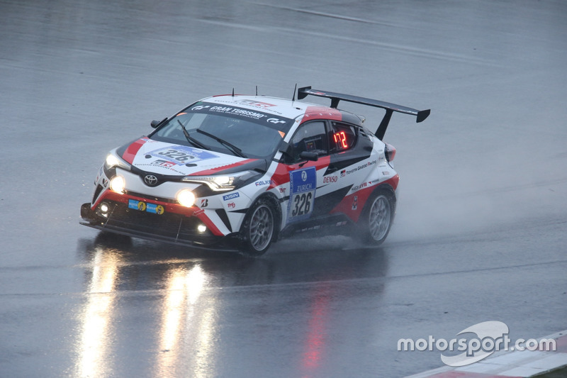 #326 Toyota Gazoo Racing, Toyota C-HR Racing
