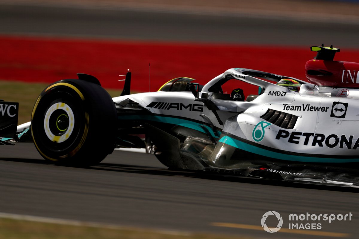 Lewis Hamilton, Mercedes W13