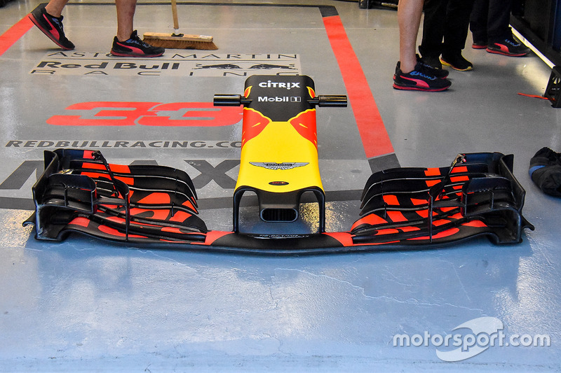 Red Bull Racing RB14 nose