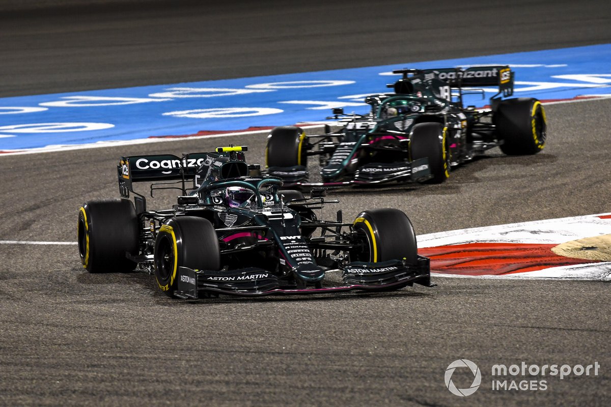 Sebastian Vettel, Aston Martin AMR21, Lance Stroll, Aston Martin AMR21.