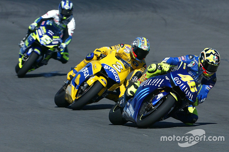 Valentino Rossi, Max Biaggi, Sete Gibernau, di MotoGP Afrika Selatan 2004.