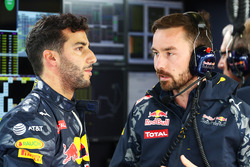 Daniel Ricciardo, Red Bull Racing with Simon Rennie, Red Bull Racing Race Engineer