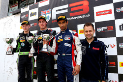 Podio: il vincitore della gara Thomas Randle, Douglas Motorsport; il secondo classificato Toby Sower