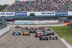 Boss GP race start action