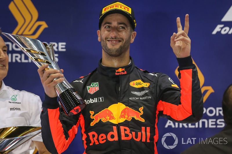 Podium: second place Daniel Ricciardo, Red Bull Racing