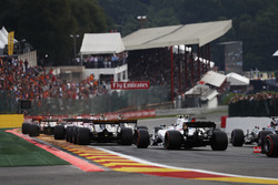 Джоліон Палмер, Renault Sport F1 Team RS17, Ленс Стролл, Williams FW40, Ромен Грожан, Haas F1 Team V