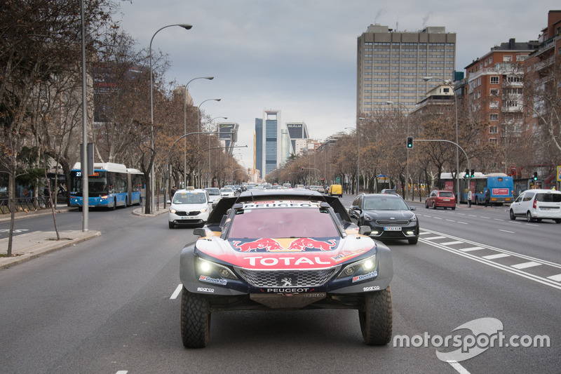 Карлос Сайнс, Лукас Крус, Peugeot Sport, у Мадриді