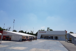 Atmosfera nel paddock