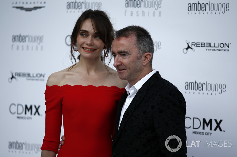 Paddy Lowe, Williams Accionista y Directora Técnica y esposa Anna Danshina