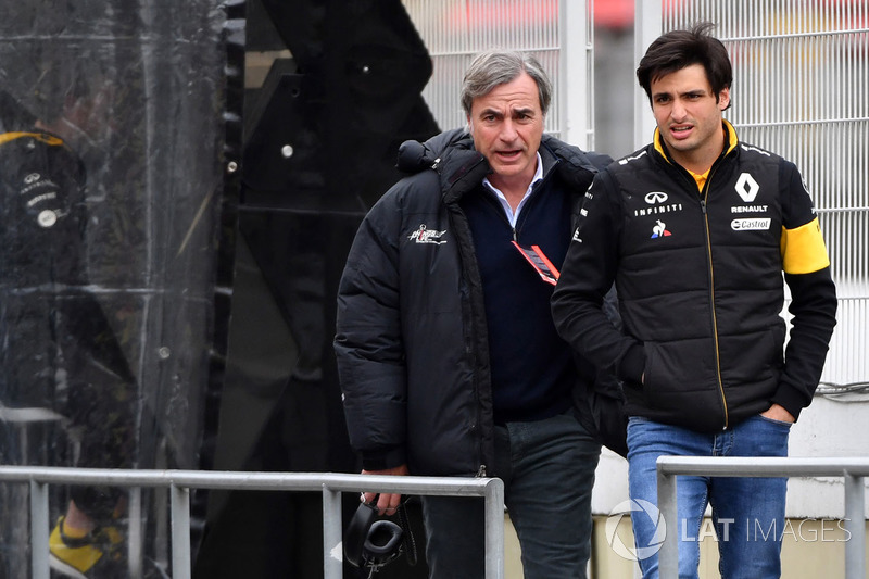 Carlos Sainz Jr., Renault Sport F1 Team con il padre Carlos Sainz