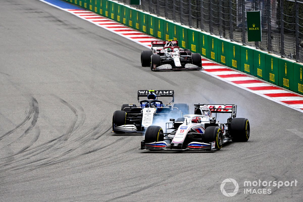 Никита Мазепин, Haas VF-21, Николя Латифи, Williams FW43B, Антонио Джовинацци, Alfa Romeo Racing C41