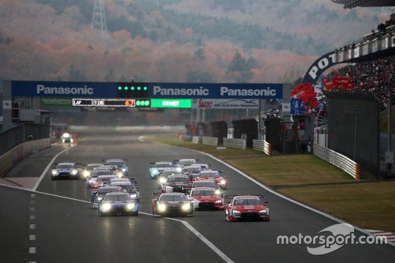 Start Super GT x DTM Dream Race 2019.
