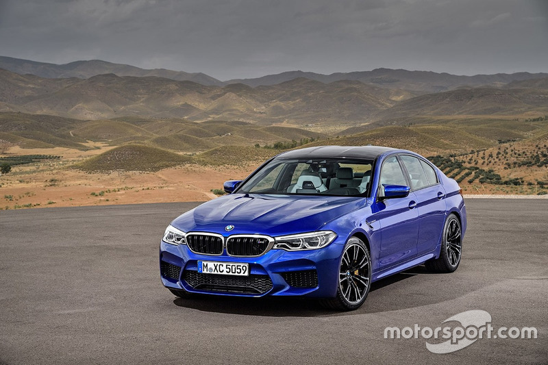 Новий BMW M5