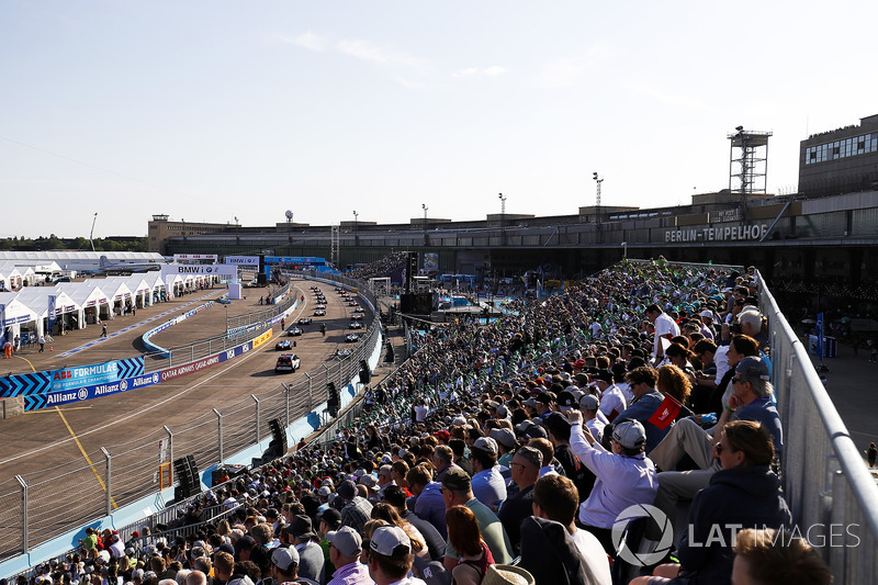 The Grid lines up for the start of the Berlin ePrix